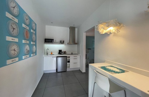 Oranjestad-West Apartment | 3 MIN WALK TO BEACH & SHOPS & BEST RESTAURANTS FROM LAGOON STUDIO # 2