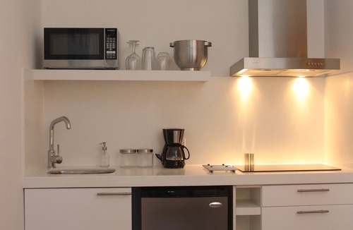 Oranjestad-West Apartment | 3 MIN WALK TO BEACH & SHOPS & BEST RESTAURANTS FROM LAGOON STUDIO # 2