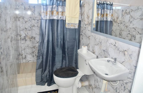 Colonarie Apartment | 3- one-bedroom apartments in awesome Richland Park with AC