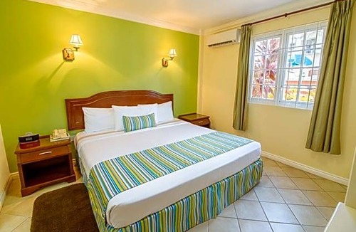 Rodney Bay Hotel | 3-Star Hotel ∙ Bay Gardens Hotel