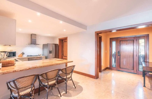 Sanchez Villa | 3br 6 Guests Ocean view private pool