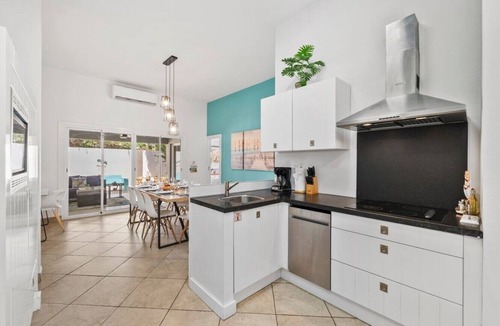 Washington House | 3BR Aruba Pool Villa | 4 Min to Palm & Eagle Beach