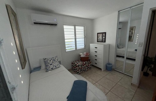 Valenciano Abajo House | 3BR Island Family Retreat