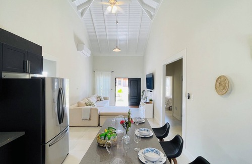 Epworth Villa | 3BR SOLAR, Ocho Rios 15 min, Beach 10 min, 24HR Gated, Serene, ECO SMART Villa