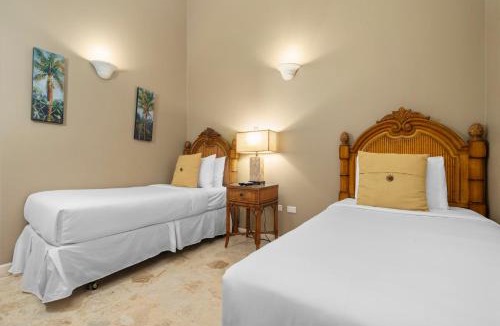 Sabana Liber Villapark Apartment | 4BR 4BA with Pool & Hot Tub Sabana Liber 205 By Bocobay
