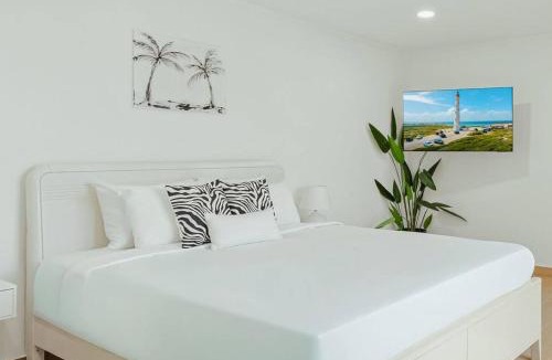 Oranjestad-West Apartment | 4BR Pet-Friendly Villa at Casa Noir by Bocobay
