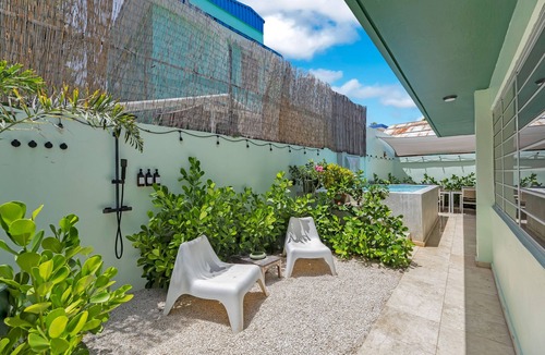 Parque House | 4BR Pool Home | 5 Min to Beach, San Juan