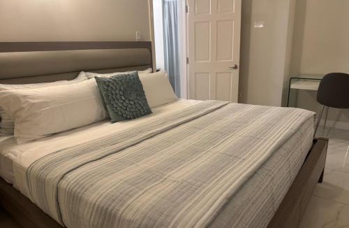 Kingston Apartment | 4BR Villa in New Kingston - Near Bob Marley Museum