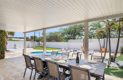 Opal Villa | 4BR4BA w/Private Pool ~ Walking distance to Ritz