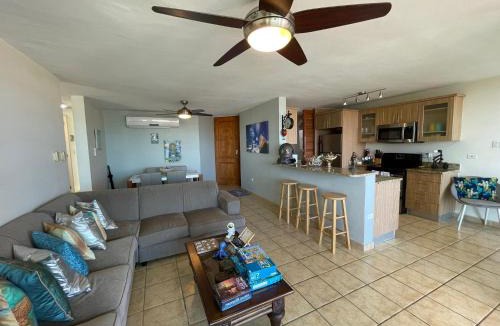 Sardinera Apartment | 506 Ocean & Marina Views 3 Bedroom 2 Bathroom Lux