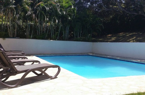 Urbanizacion Tavarez Villa | 8BD guest-friendly complex with pool and sports courts, near everything in Sosua