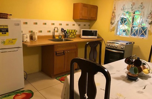 Norbrook Apartment | 9b Norbrook Way Guest Flat