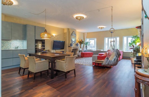 Jordaan Apartment | A Sumptuous Canal Penthouse on the Emperor's Canal in Amsterdam!