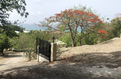 Cedar Grove Cottage | A Tropical Getaway! Stay with us for Antigua's Carnival!