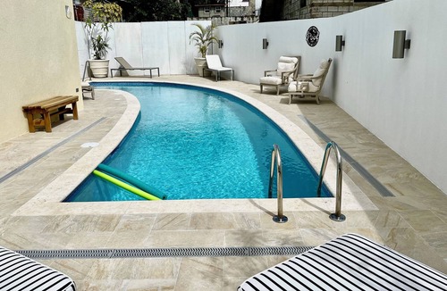 Old Trees Bay Apartment | A True Slice of Paradise in Paynes Bay, Newly renovated lower level apartment.