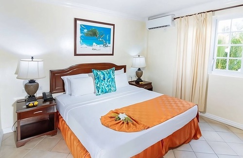 Rodney Bay Hotel | Affordability Meets Comfort! Outdoor Pool, Kitchen, Near Treasure Bay Casino!