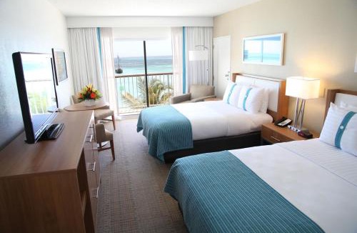Palm Beach Resort | All Inclusive Holiday Inn Resort Aruba - Beach Resort & Casino by IHG