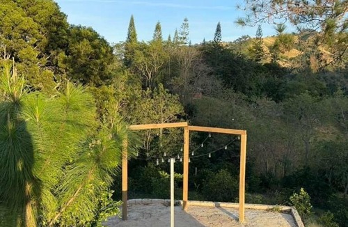 San Jose de las Matas Ski Chalet | Alpine River Cabin with direct access to the river