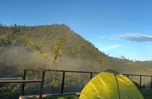 San Jose de las Matas Ski Chalet | Alpine River Cabin with direct access to the river