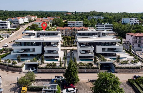 Zidarici Apartment | Amazing apartment in Malinska with house sea view