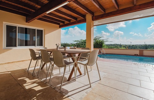 Shiribana House | Amazing island View - Enjoy this spacious villa in a private setting
