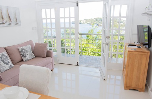 Castries Apartment | Apartment with a million dollar view and a wrap-around balcony with beach access