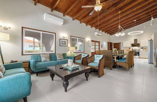 Arashi Villa | Arashi Sunsets Villa ~ Steps 2 Beach ~ PrivatePool