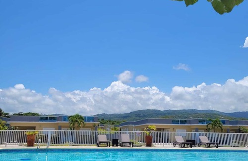 St. Ann's Bay Villa | Arcadia Sea Villa: 3 bedroom Villa-private beach, pool-near tourist attractions