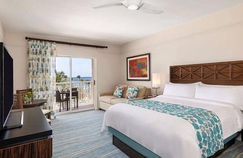 Palm Beach Apartment | Aruba | Island Breeze Retreat | Beaches, Pools & Tropical Fun