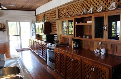 Caye Caulker Apartment | Ashton Court Belize