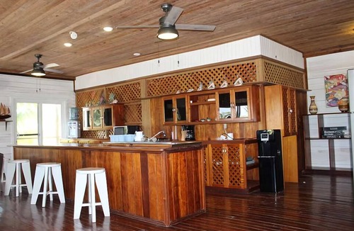Caye Caulker Apartment | Ashton Court Belize