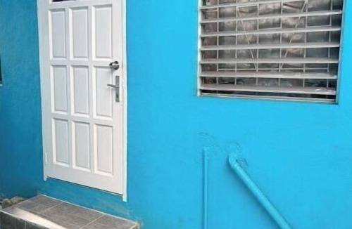 Soufriere House | Backyard Haven