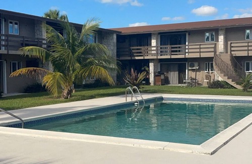Freeport Condo | Bahamas Bliss: A Luxurious Condo Retreat
