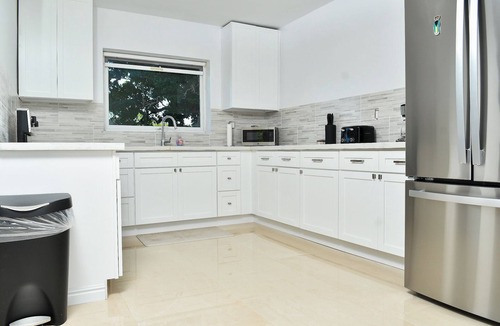 Bahamia West House | Bahamia Oasis w/Private pool - Relax in Freeport
