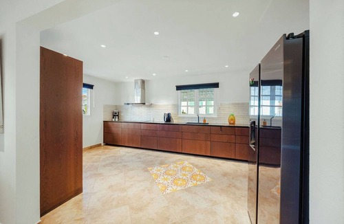 Opal Villa | Bali-Inspired 7BR Private Oasis Walk to Palm Beach