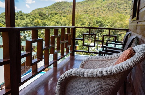 Marigot Bay House | Bangalow in Marigot bay 2 minutes walk to the beach