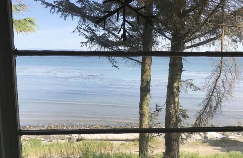 Port Angeles Cabin | Barnacle Hill Olympic Beach Cabin on the Strait of Juan De Fuca