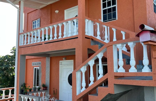 St. George's Apartment | Basic Jealous Mountain One Bedroom Apartment