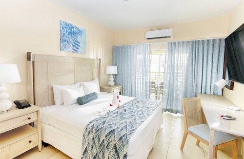 Rodney Bay Hotel | Bay Gardens Hotel