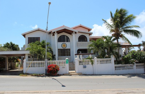 Arashi Apartment | Beach white villa oceanview apartment B, BEST LOCATION!