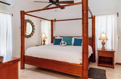 San Pedro Resort | Beachfront Bliss: Stunning Oceanfront 2BR Condo in Ambergris Caye!