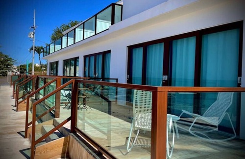 Stella Apartment | Beachfront Family Suite with Balcony