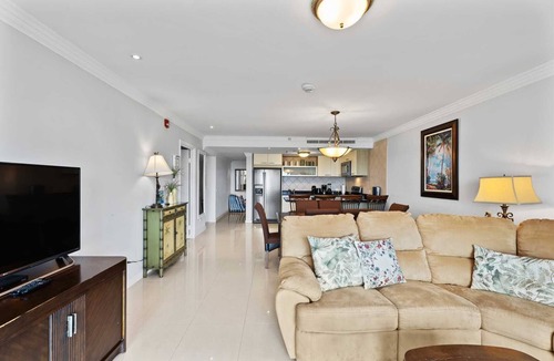 Oranjestad-West Condo | Beachfront - Glamour View 2BR condo - E422-2