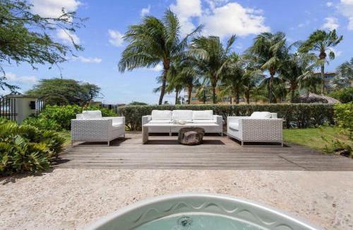 Oranjestad-West House | Beachfront - Grand Regency 5BR condo - BG131