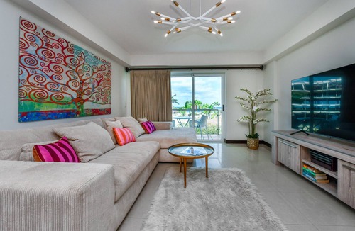 Oranjestad-West Condo | Beachfront Oceania 2BR condo on crystal-clear waters &white sands of Eagle Beach