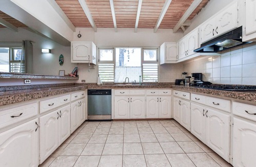 Pos Chiquito House | Beatiful House 2 minutes to the beach. 6 Persons
