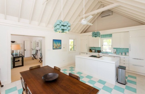 Dunmore Town House | Beautiful Cottages in The Narrows on Harbour Island's Pink Sand beach