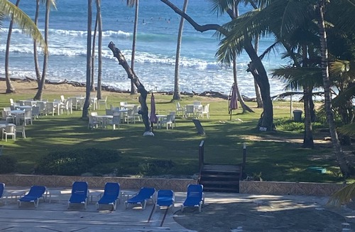 Cabarete Condo | Beautiful oceanfront condo in famous Encuentro beach surf area