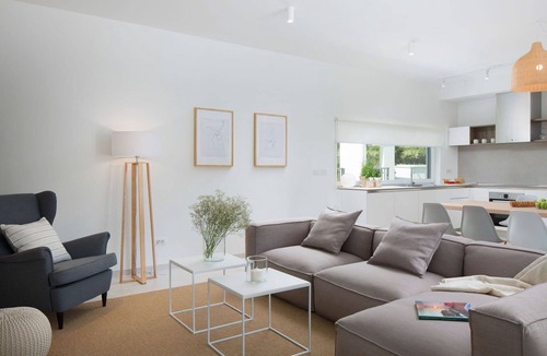 Vabriga Villa | Beautiful private villa with hot tub, WIFI, private pool, A/C, TV, terrace and pets allowed