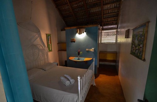 ProCab Bed & Breakfast | Bedroom with private bathroom, meals included!